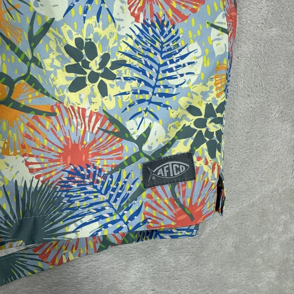 Aftco Fishing Cargo Shorts Mens Floral Size X-Large 5